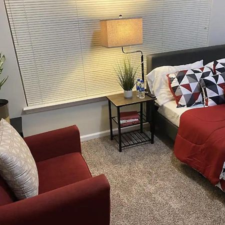 Pprevalon Hotel Charlotte Bagian luar foto